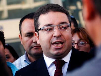 Gabriel Silber (DC): “La actitud del señor Zalaquett es la del ladrón detrás del juez” Gabriel Silber (DC):