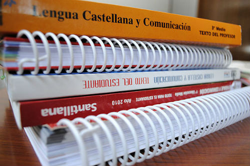 Textos escolares: terminemos otro abuso Textos escolares: terminemos otro abuso