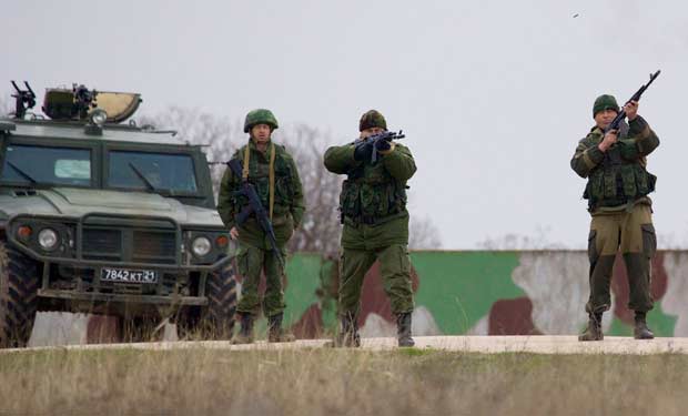 Ucrania denuncia que Rusia sigue concentrando tropas y tanques en la frontera Ucrania denuncia que Rusia sigue concentrando tropas y tanques en la frontera