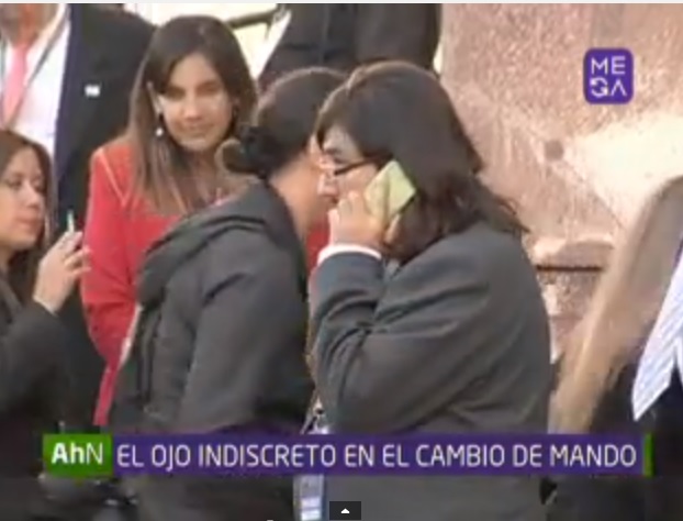MEGA pide perdón por burlas a periodista de Camila Vallejo: “En ningún caso quisimos ofender ni discriminar” MEGA pide perdón por burlas a periodista de Camila Vallejo: