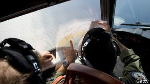 El avión desaparecido volaba “más rápido” de lo que se pensaba El avión desaparecido volaba