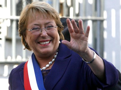 Bachelet responde las críticas de la élite por su programa de gobierno: “No soy un beata, no creo en dogmas”