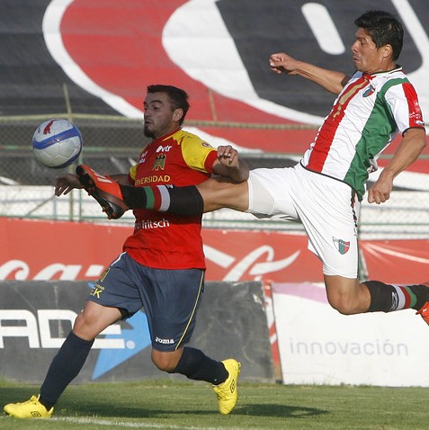 U. Española derrotó a Palestino en partido pendiente del Clausura U. Española derrotó a Palestino en partido pendiente del Clausura