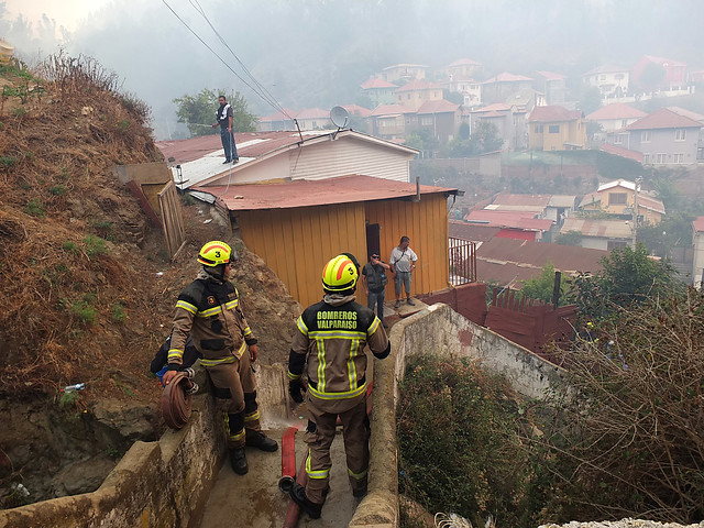 Muere otro bombero: Ya van 10 fallecidos por incendios forestales Muere otro bombero: Ya van 10 fallecidos por incendios forestales
