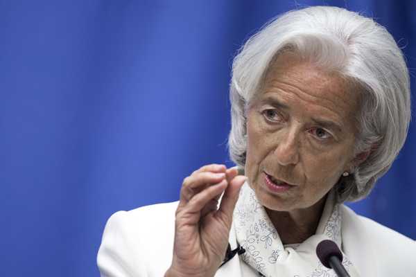 FMI revisará a la baja su previsión sobre la economía mundial de 2015 FMI revisará a la baja su previsión sobre la economía mundial de 2015