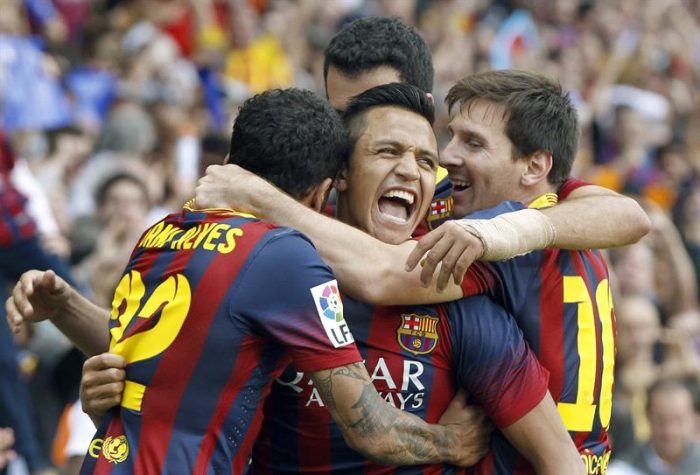 Pese a gol de Alexis Sánchez, el Atlético de Madrid se lleva la Liga en el “annus horribilis” del Barça Pese a gol de Alexis Sánchez, el Atlético de Madrid se lleva la Liga en el “annus horribilis” del Barça