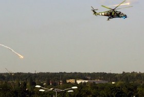 Ucrania: Disparos de artillería antiaérea en el centro de Donetsk Ucrania: Disparos de artillería antiaérea en el centro de Donetsk