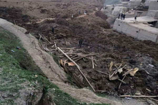 Más de 2.000 muertos en uno de los peores desastres naturales de Afganistán Más de 2.000 muertos en uno de los peores desastres naturales de Afganistán