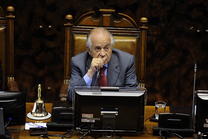 Zaldívar desafía al gobierno y dice que se puede cambiar el corazón de la reforma tributaria Zaldívar desafía al gobierno y dice que se puede cambiar el corazón de la reforma tributaria