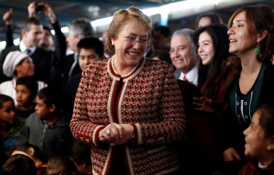 Reforma educacional: Bachelet firmará proyectos que apuntan al fin del lucro y discriminación Reforma educacional: Bachelet firmará proyectos que apuntan al fin del lucro y discriminación