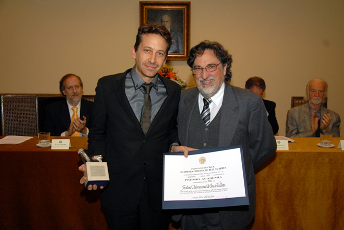 FICVALDIVIA recibe reconocimiento de la Academia Chilena de Bellas Artes FICVALDIVIA recibe reconocimiento de la Academia Chilena de Bellas Artes