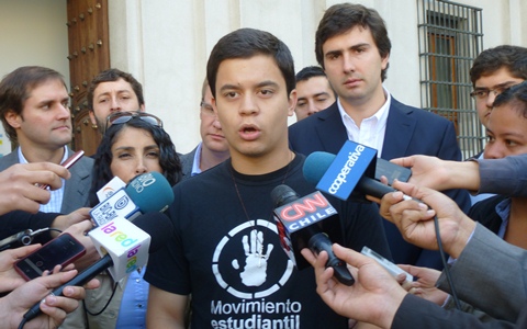 Líder el Movimiento Estudiantil de Venezuela: “Soñar siempre es difícil, pero no podemos dejar de hacerlo” Líder el Movimiento Estudiantil de Venezuela: “Soñar siempre es difícil, pero no podemos dejar de hacerlo”