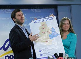 Diputados consideran la reforma al binominal como “un verdadero arreglín de la Nueva Mayoría” Diputados consideran la reforma al binominal como “un verdadero arreglín de la Nueva Mayoría”