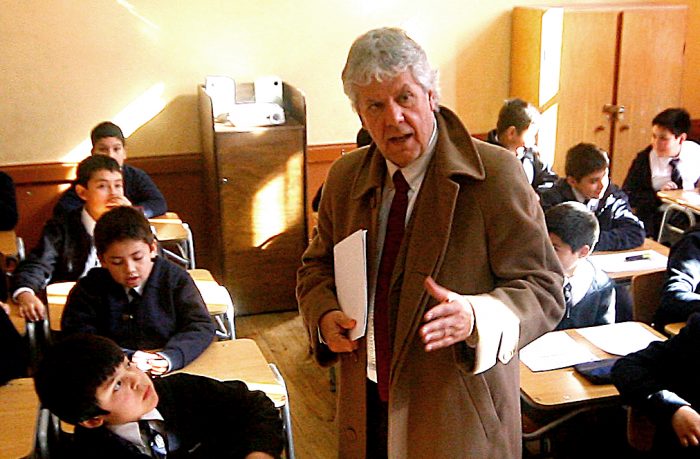 Mansuy: “Los colegios donde estudian los hijos de quienes han pensado esta reforma pueden lucrar, seleccionar y cobrar” Mansuy: