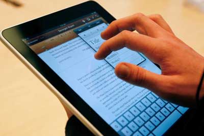Periodistas coinciden en que internet ha cambiado la forma de informar Periodistas coinciden en que internet ha cambiado la forma de informar