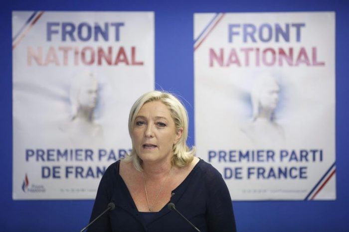 Elecciones europeas: sondeos apuntan victoria de Le Pen, conservadores alemanes e izquierda griega Elecciones europeas: sondeos apuntan victoria de Le Pen, conservadores alemanes e izquierda griega