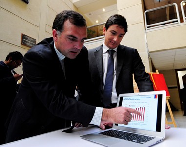 Squella y Silva (UDI) lamentan rechazo de proyecto que aumenta penas por robo en lugar habitado Squella y Silva (UDI) lamentan rechazo de proyecto que aumenta penas por robo en lugar habitado