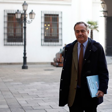 Walker sigue fustigando al gobierno: “La DC apoya a la clase media, la libertad de enseñanza y la educación particular subvencionada” Walker sigue fustigando al gobierno: