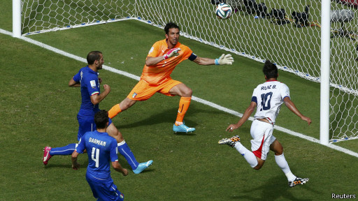 Costa Rica da la sopresa y vence a Italia Costa Rica da la sopresa y vence a Italia