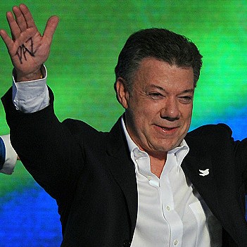 Colombia da voto de confianza a Santos y al proceso de paz Colombia da voto de confianza a Santos y al proceso de paz