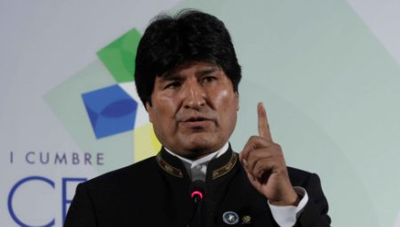 Morales no planteará el tema marítimo durante la Cumbre del G77 en Bolivia para evitar discordias