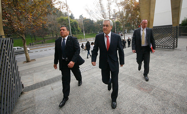 Sebastián Piñera vuelve al ring (en off) Sebastián Piñera vuelve al ring (en off)