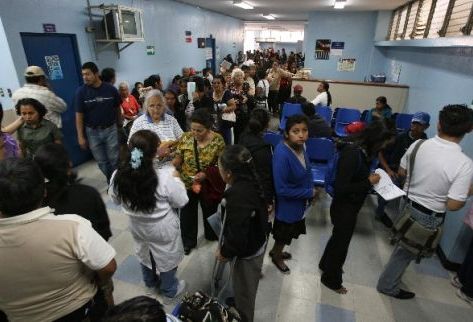 Sistema de Salud: este es el tratamiento para un enfermo crítico Sistema de Salud: este es el tratamiento para un enfermo crítico
