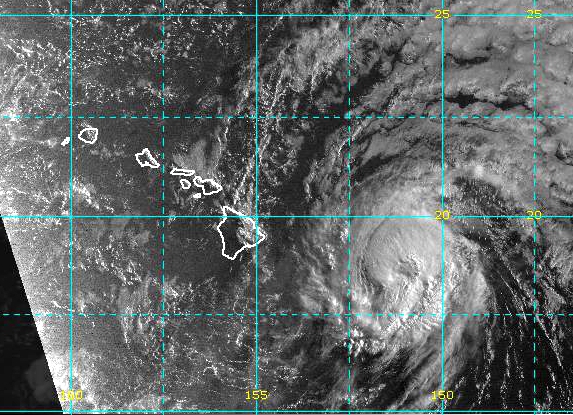 Huracán Julio sube a categoría 2 en dirección a las islas Hawai