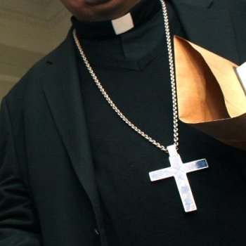 Administrador apostólico de Puerto Montt denuncia a sacerdotes por estafa Administrador apostólico de Puerto Montt denuncia a sacerdotes por estafa