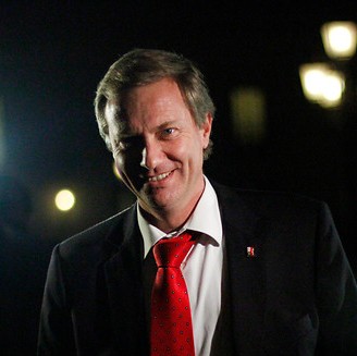 Boletas Penta: José Antonio Kast se suma a lista de políticos entregados por Bravo a Fiscalía Boletas Penta: José Antonio Kast se suma a lista de políticos entregados por Bravo a Fiscalía