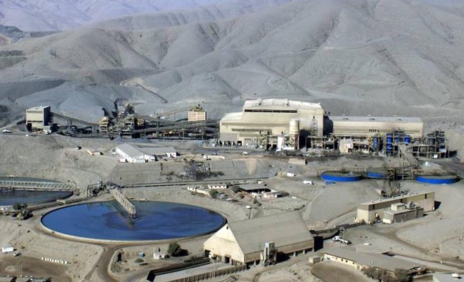Gigante canadiense ignora desaceleración y paga US$ 1.800 millones por control de mina Candelaria en Chile
