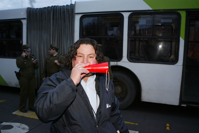 Transantiago activa plan de contingencia por paro de conductores de Subus Transantiago activa plan de contingencia por paro de conductores de Subus