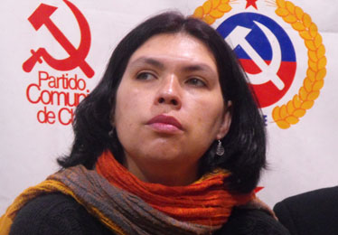 Bárbara Figueroa realiza defensa a Gajardo y se va en picada contra profesores en paro