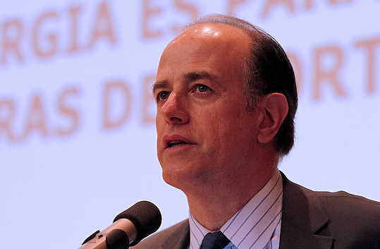 Daniel Fernández, ex vicepresidente ejecutivo de Hidroaysén, se recolocaría en el grupo Enersis como country manager Daniel Fernández, ex vicepresidente ejecutivo de Hidroaysén, se recolocaría en el grupo Enersis como country manager