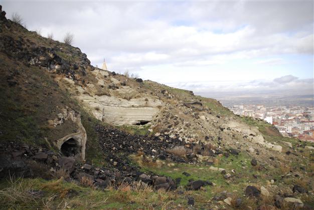 En Turquía encuentran ciudad subterránea con más de 5 mil años de antigüedad