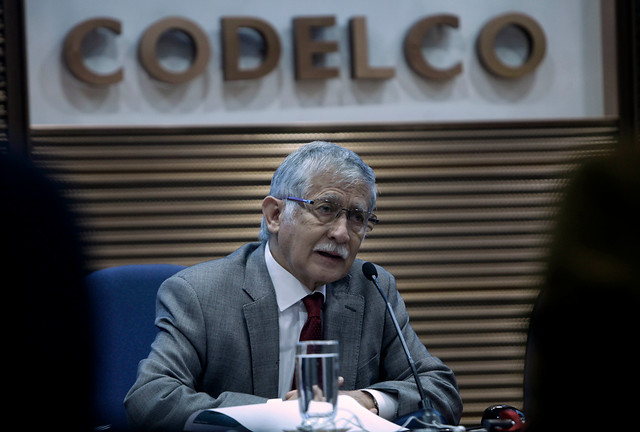 En uno de sus momentos más vulnerables, contratistas golpean a Codelco con huelga de US$ 27 millones diarios En uno de sus momentos más vulnerables, contratistas golpean a Codelco con huelga de US$ 27 millones diarios