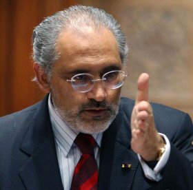 Carlos Mesa tildó de “contradictorio” que canciller Muñoz no lo reciba en su próxima visita a Chile Carlos Mesa tildó de