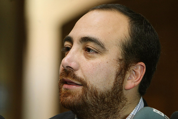 Caso Penta: según Fuad Chahin ahora “nadie puede cuestionar la investigación al Ministerio Público (…) Se va a investigar a todos por igual” Caso Penta: según Fuad Chahin ahora “nadie puede cuestionar la investigación al Ministerio Público (…) Se va a investigar a todos por igual