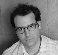 Crítica de libros: “Facsímil”, prueba no superada Crítica de libros: “Facsímil”, prueba no superada