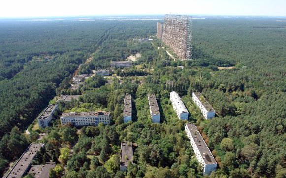 Incendio en zona boscosa avanza en dirección a la central nuclear de Chernobil