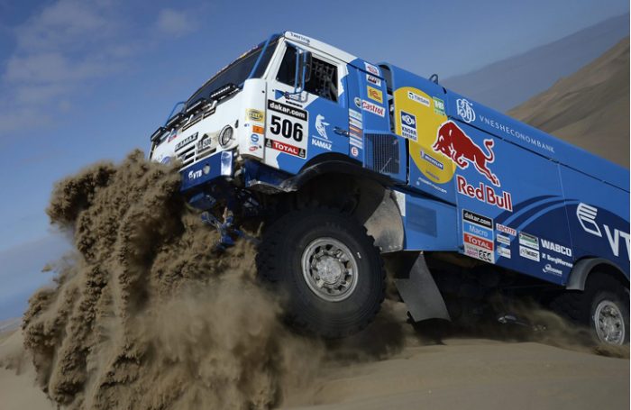 Ecologistas celebran que el Dakar no pase por Chile en 2016 