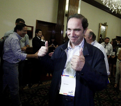 Larraín cede y jovinismo instala a Guillermo Ramírez como secretario general de la UDI Larraín cede y jovinismo instala a Guillermo Ramírez como secretario general de la UDI