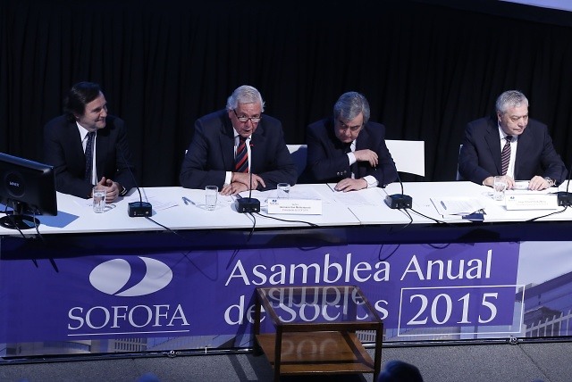 El dilema de los gremios empresariales ante una sociedad que los cuestiona: renovarse o atrincherarse El dilema de los gremios empresariales ante una sociedad que los cuestiona: renovarse o atrincherarse