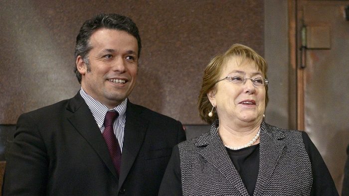 La reunión reservada en que Landerretche le advirtió a Bachelet “del problema Insunza” La reunión reservada en que Landerretche le advirtió a Bachelet