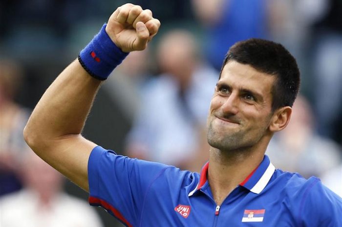 Djokovic conquistó Londres tras vencer a Federer en Wimbledon Djokovic conquistó Londres tras vencer a Federer en Wimbledon