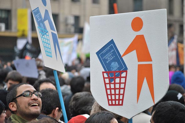ONU pide a Chile garantizar derechos económicos, sociales y culturales en la nueva Constitución