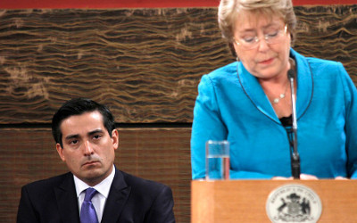 El  vínculo con Peñailillo que deja  jaque mate la explicación de La Moneda sobre precampaña de Bachelet
