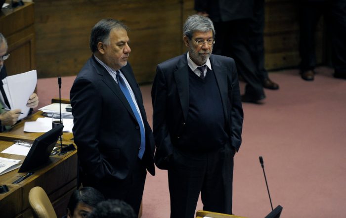 Diputados Socialistas patrocinan texto que reforma capítulos clave de la Constitución Política Diputados Socialistas patrocinan texto que reforma capítulos clave de la Constitución Política