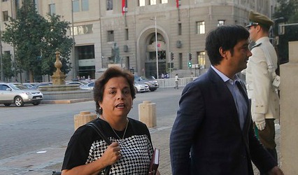 Minería en el ojo del huracán: cae jefe de gabinete de la ministra ad portas de sumario que lo involucra con empresa de los Luksic Minería en el ojo del huracán: cae jefe de gabinete de la ministra ad portas de sumario que lo involucra con empresa de los Luksic