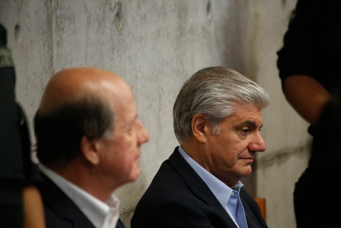 Fiscalía logra convencer a la Corte de Apelaciones que deje a Délano, Lavín y Wagner nuevamente con arresto domiciliario total Fiscalía logra convencer a la Corte de Apelaciones que deje a Délano, Lavín y Wagner nuevamente con arresto domiciliario total